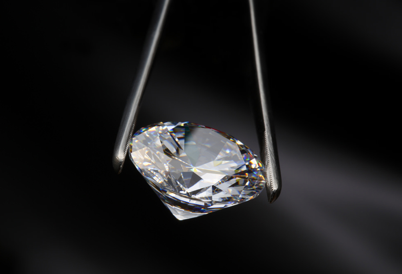 【浜松】人と差がつく高品質ダイヤモンド、世界3大カッターズによる”モニッケンダム”とは？