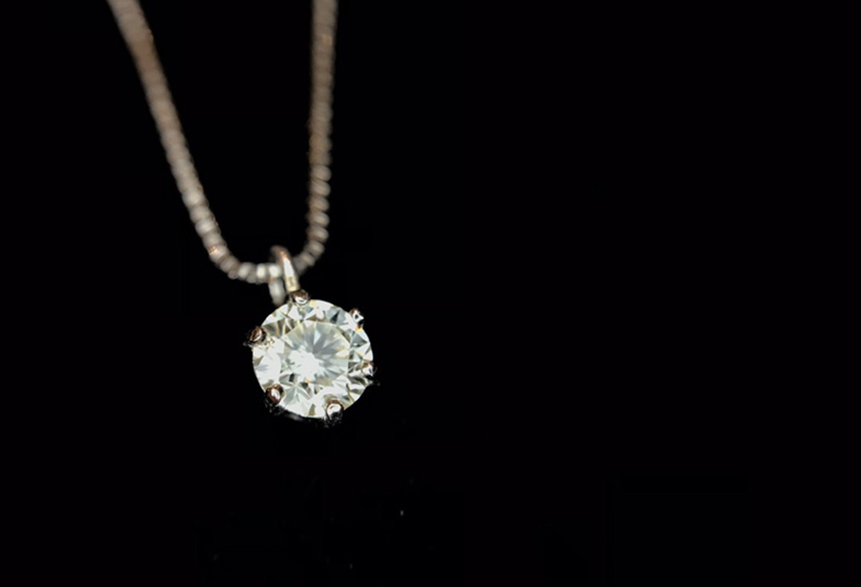 【石川県小松市】ダイヤモンドネックレスは初めてのジュエリーにおすすめ！