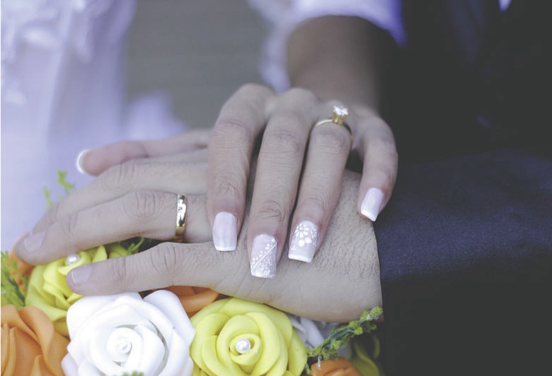 【沖縄県】婚約指輪のデザインはずばり「シンプル」先輩花嫁はどう選んだ？