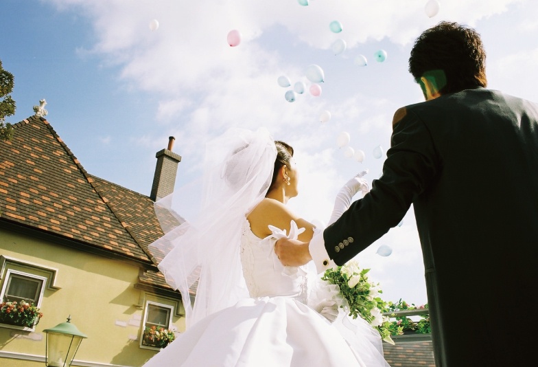 【三重県】オシャレ花嫁大注目！幸せを呼ぶ、ブルーダイヤモンドの婚約指輪