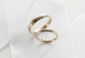 【京都市】ドイツならではのマット加工が人気！馴染みが良く着けやすい結婚指輪デザインをご紹介！