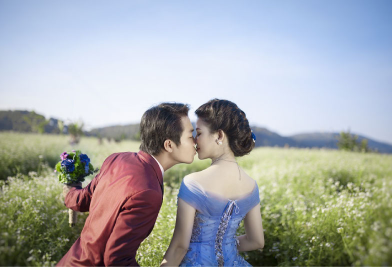 【三重県】幸せを呼ぶ、花嫁のおまじない。今年大注目のサムシングブルーを取り入れた結婚指輪！