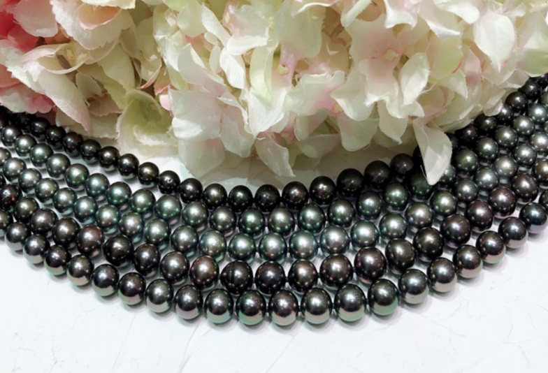 【福井市】大人の女性に人気！黒い真珠、その魅力とは？