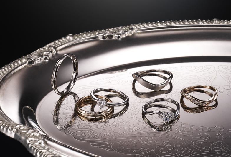 【静岡市】婚約指輪と結婚指輪を一緒に探すなら重ね付けがオシャレなブランド『CARATI VOCE-キャラティーボーチェ-』