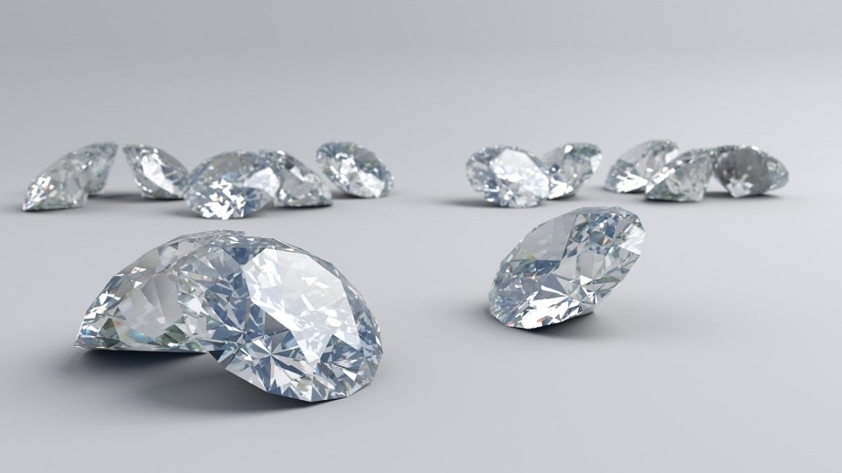 【飯田市】ダイヤモンドの4Cって何？価値を決める基準とは？