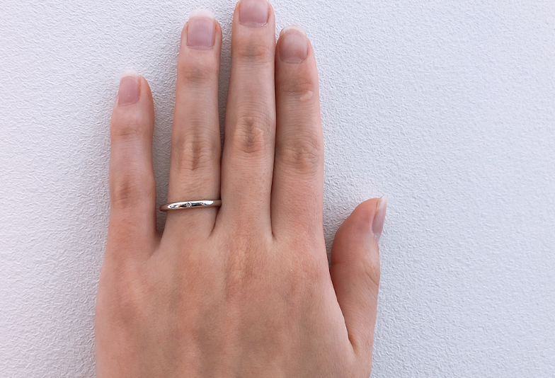 富山市 指が太いお悩みは結婚指輪で解決 ウェーブ のマリッジリングとは Jewelry Story ジュエリーストーリー ブライダル情報 婚約指輪 結婚指輪 結婚式場情報サイト 富山市 指が太いお悩みは結婚指輪で解決 ウェーブ のマリッジリングとは Jewelry Story ジュエリーストーリー ブライダル情報 婚約指輪 結婚指輪 結婚式場情報サイト