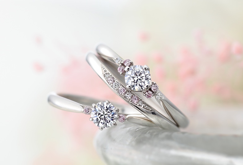ピンクダイヤモンド　婚約指輪
