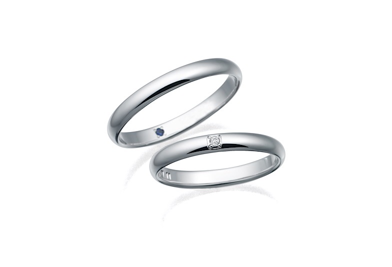 サムシングブルーの結婚指輪　ブルーサファイア