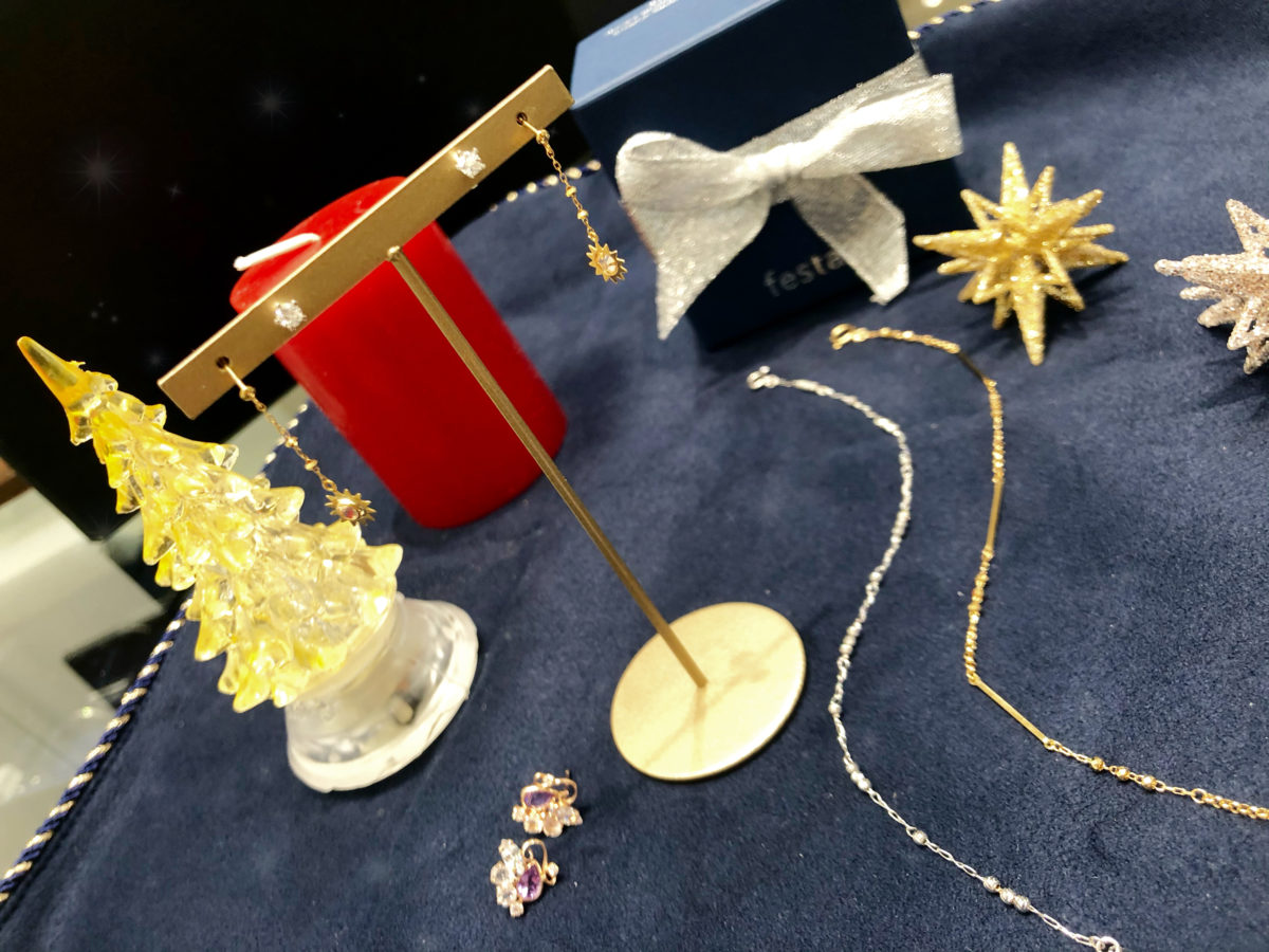福井市エルパ　クリスマスプレゼントにお困りの方必見！ネックレス以外のプレゼントとは？