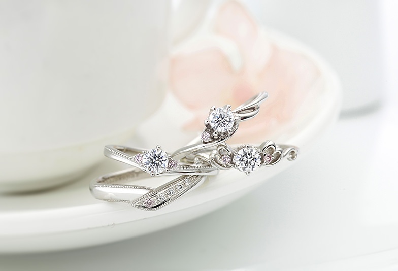 【沖縄県】かわいい婚約指輪にはピンク色の宝石を「ピンクサファイア」と「ピンクダイヤモンド」の違いとは？