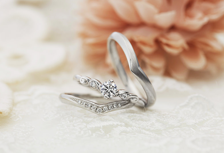 婚約指輪と結婚指輪の重ね着けを楽しみたい！そんな方におすすめのブランドVIVAGE