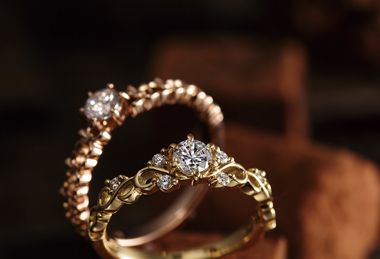 【山形市】キラキラ好きの彼女へ贈るスペシャルな婚約指輪