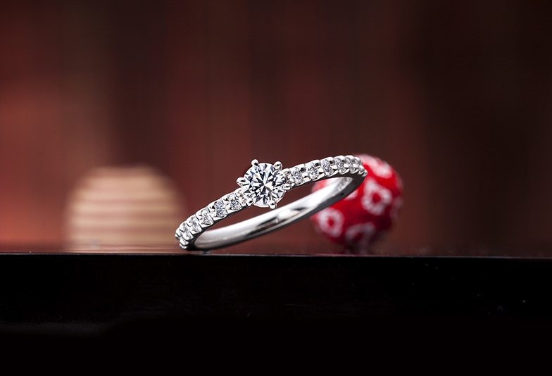 婚約指輪　婚約指輪デザイン
