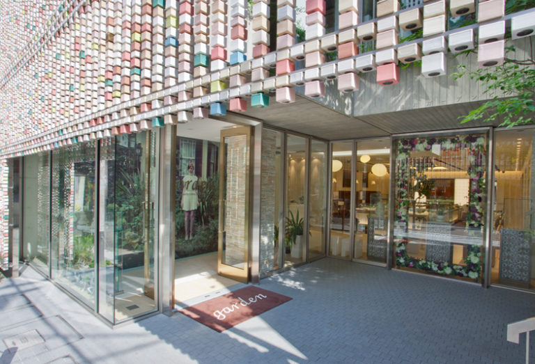 大阪梅田のYUKAHOJOの正規取扱店　garden梅田