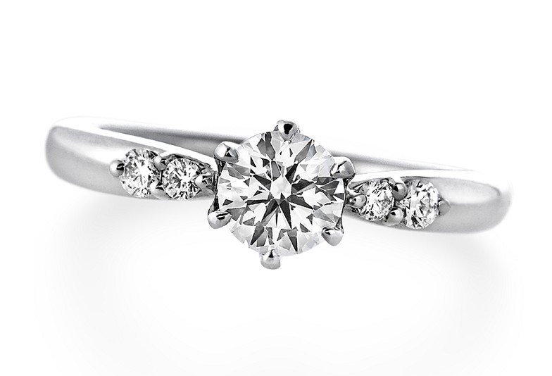 金沢野々市市で人気の婚約指輪ラザールダイヤモンド