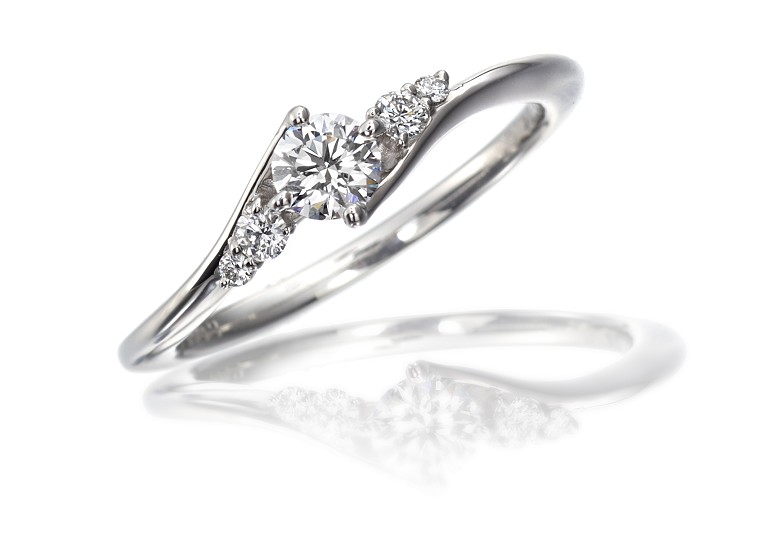【富山市】最高のダイヤモンドの輝きを婚約指輪に…「世界最高峰のダイヤモンド」とは？