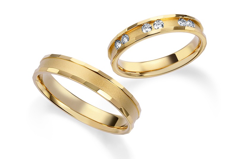 結婚指輪ゴールド