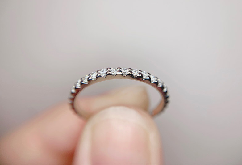 【富山市】婚約指輪・結婚指輪として使えるハーフエタニティ爪留めとは？