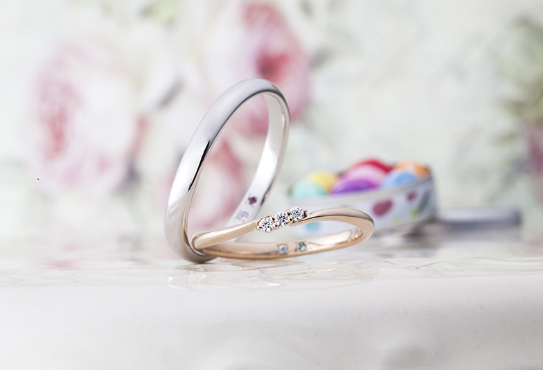 結婚指輪　ウェーブ型　CoffretCouleur