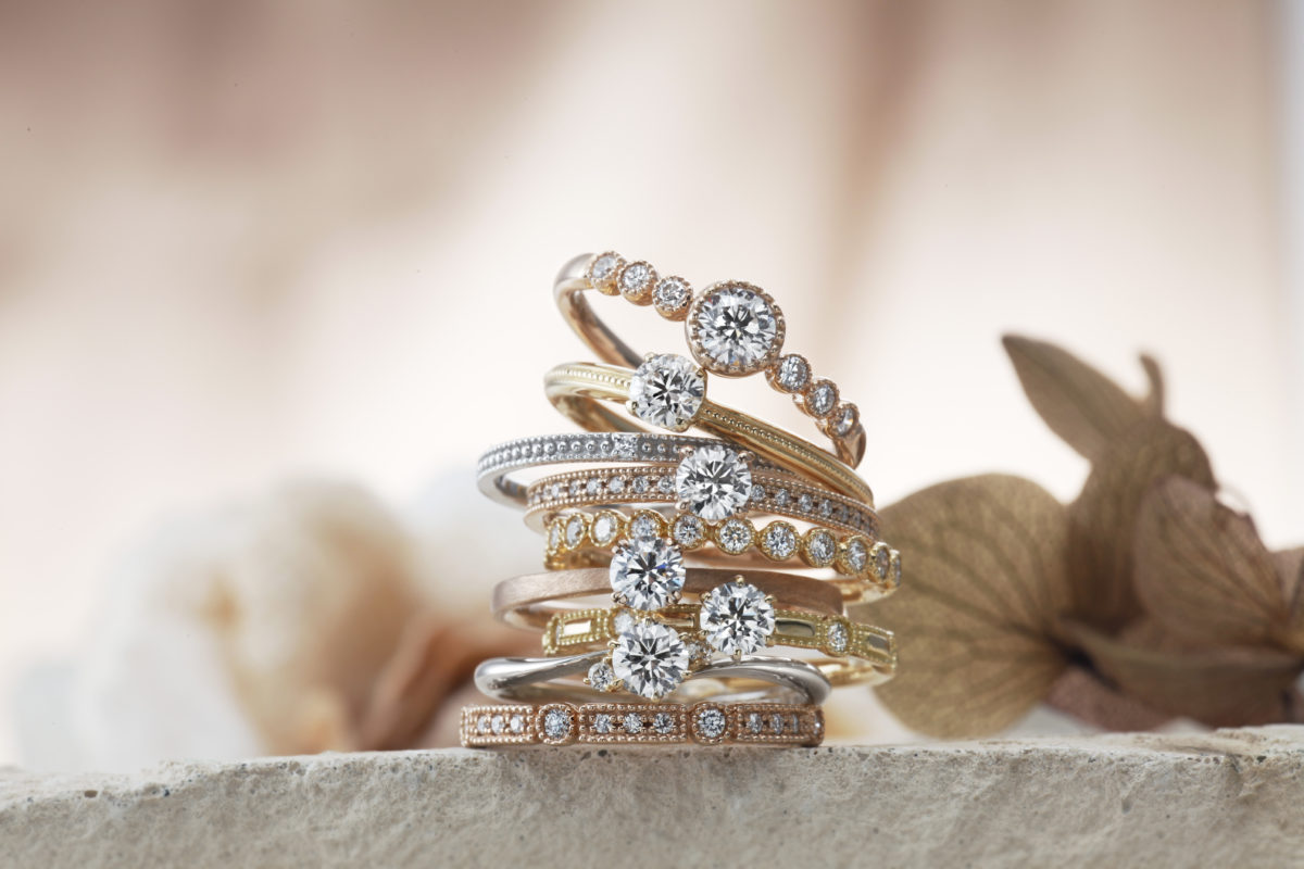 【浜松市】プロポーズ男子必見！口コミからわかる今人気のある婚約指輪のアンティークデザインとは？