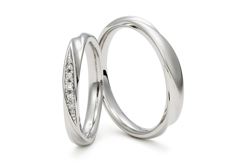 シンプルなデ結婚指輪はいつまでも人気のデザイン