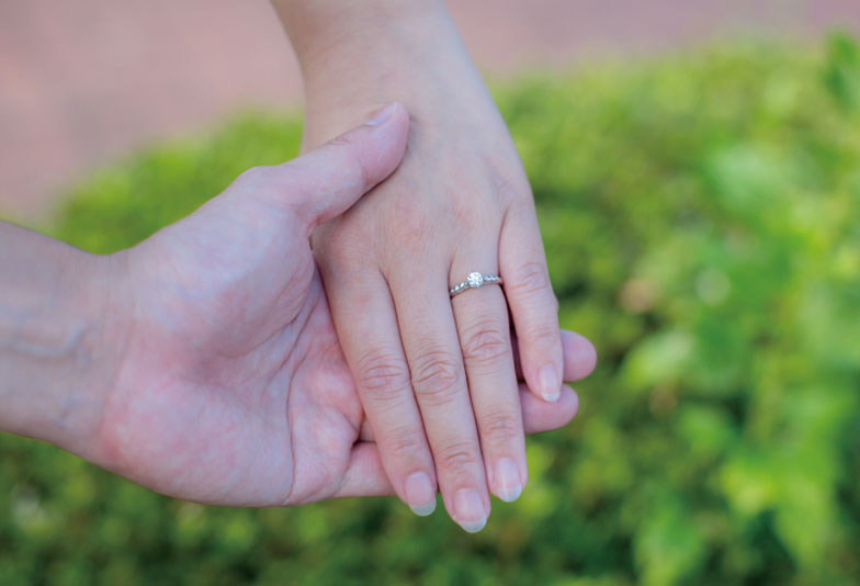 【沖縄県】指が太い！私でも似合う婚約指輪のデザインって？