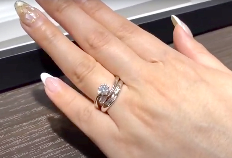 【動画】婚約指輪にぴったり重なる結婚指輪は作れる？オーダーメイドが解決！