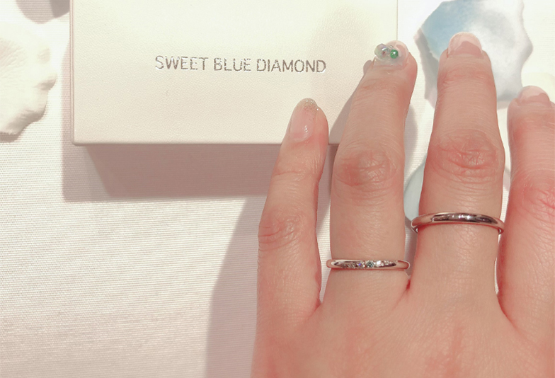 結婚指輪　アイスブルーダイヤモンド