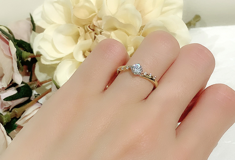 静岡市 友人に聞いた ゴールドの婚約指輪ってあり なし Jewelry Story ジュエリーストーリー ブライダル情報 婚約指輪 結婚指輪 結婚式場情報サイト