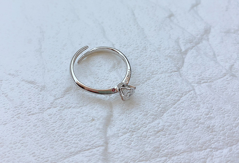 婚約指輪　プロミスダイヤリング