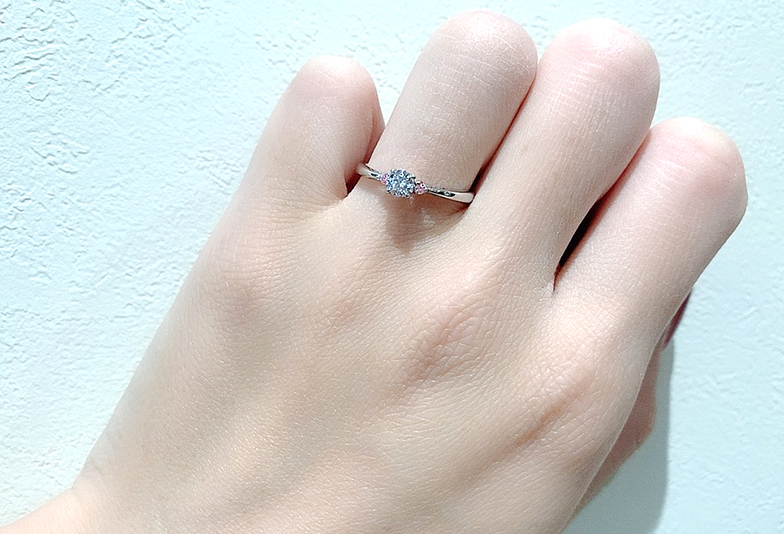 婚約指輪　ピンクダイヤモンド