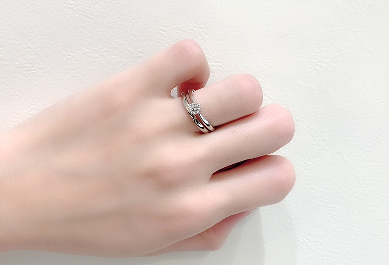 静岡市 婚約指輪と結婚指輪を重ね着け 21年人気組み合わせ3選 Jewelry Story ジュエリーストーリー ブライダル情報 婚約指輪 結婚指輪 結婚式場情報サイト
