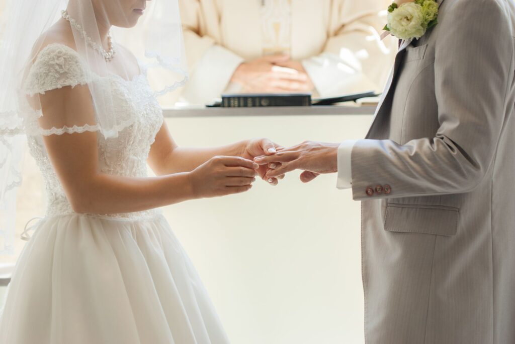 【神戸市・三ノ宮】婚約指輪と結婚指輪の重ね付けが素敵なブランドをご紹介します！