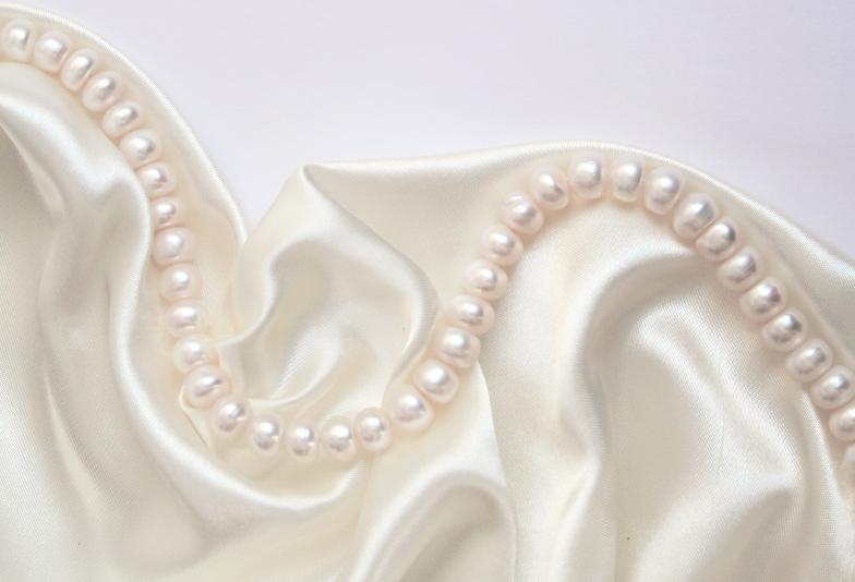【静岡市】フォーマルなシーンに最適な真珠ネックレスの選び方