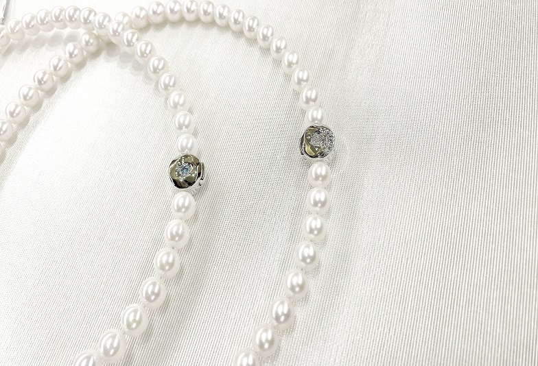 【京都市】結婚式当日新婦が着ける宝石は？純白のウエディングドレスにふさわしい高品質な真珠（パール）ネックレス