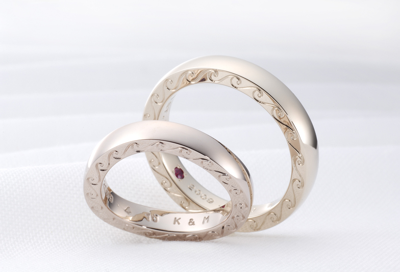 ハワイアンジュエリーのシンプルな結婚指輪