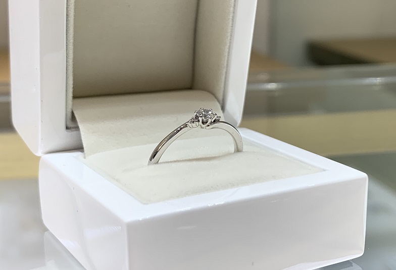 【京都市・四条烏丸】１０万円以下でオーダーできる婚約指輪の専門ブランド「KATATi」の指輪をご紹介！