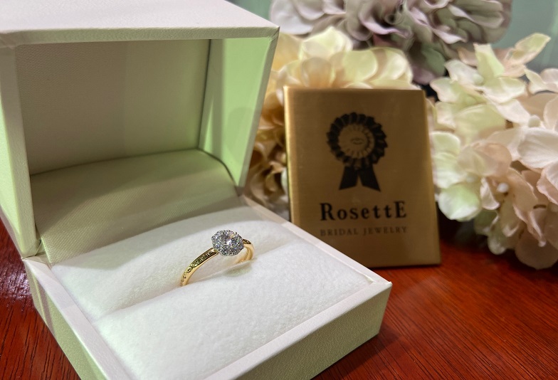 【大阪・心斎橋】婚約指輪のデザインをプロポーズの後に選べる『銀の指輪』とは？