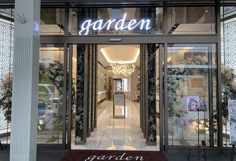 【京都市・烏丸】関西最大級のブライダルジュエリーショップgarden京都で婚約指輪を探ししませんか？