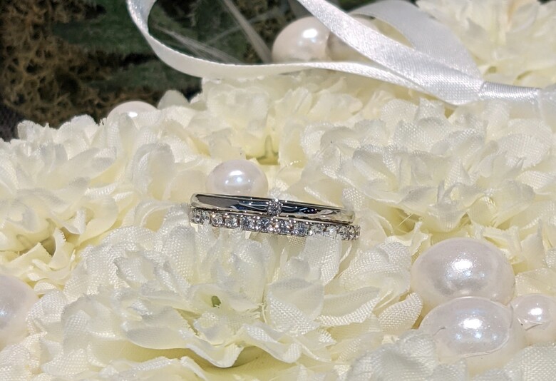 ラザールダイヤモンドの婚約指輪と結婚指輪