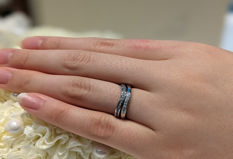 ロイヤルアッシャーの婚約指輪と結婚指輪