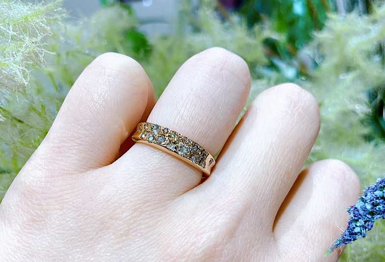 福井市ショッピングシティベルにある人気のブラウンダイヤモンドの指輪
