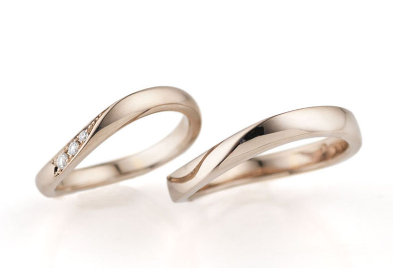 【静岡市】どんな結婚指輪も変形する？丈夫な鍛造製法のリングと比べてみた