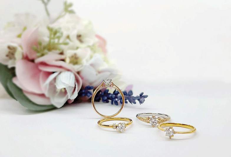 【静岡市】カジュアルな婚約指輪を選ぶならゴールド素材？プラチナと比較してみた