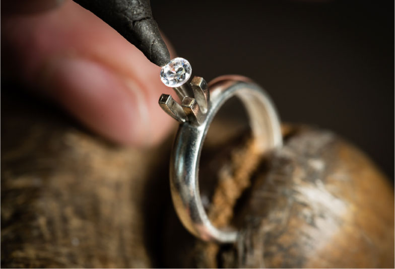 【浜松市】母の婚約指輪をリメイク『家族の愛を感じる』特別なジュエリーリフォーム
