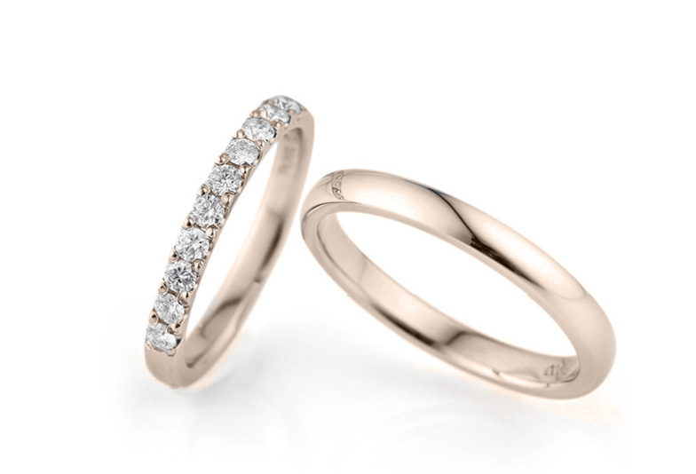K18ホワイティッシュピンクゴールドの結婚指輪