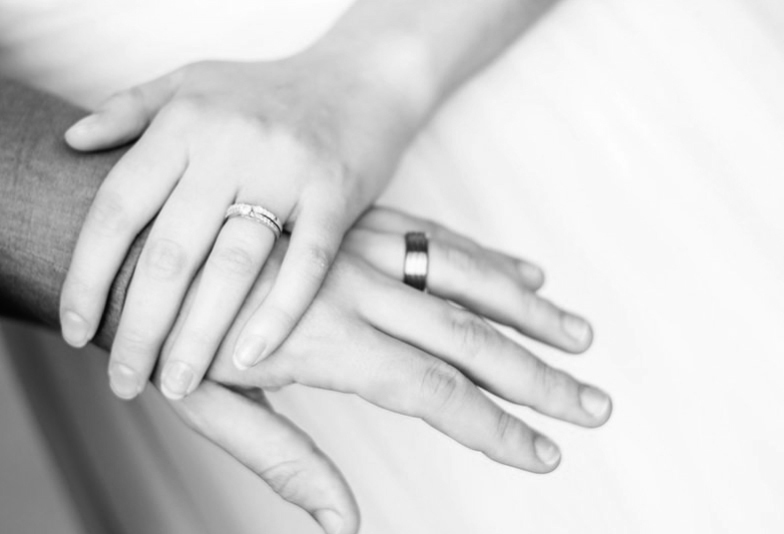 【静岡・浜松】幅広・太目の結婚指輪は何ミリから？太さによって変わる印象とは