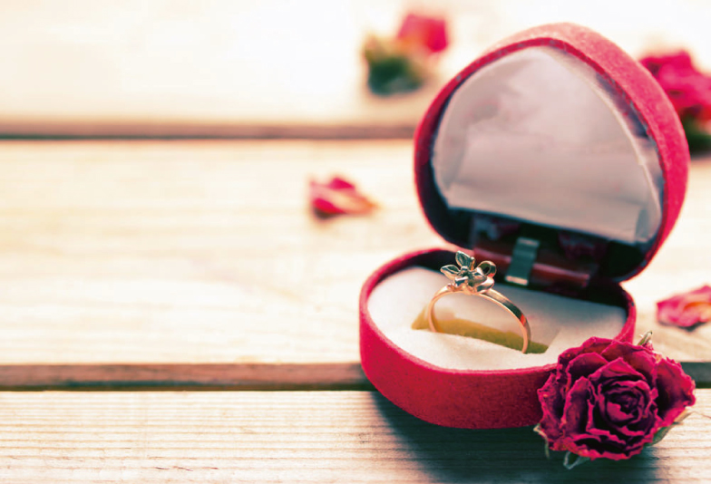 【神戸・三ノ宮】鍛造製法の婚約指輪なら、石取れや変形のリスクが減ります！
