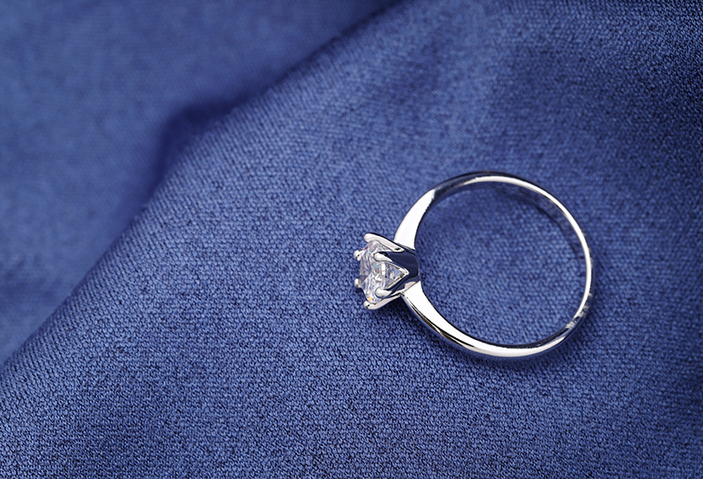 【金沢】男性1人で婚約指輪は購入できる？不安や疑問点を一気に解決！