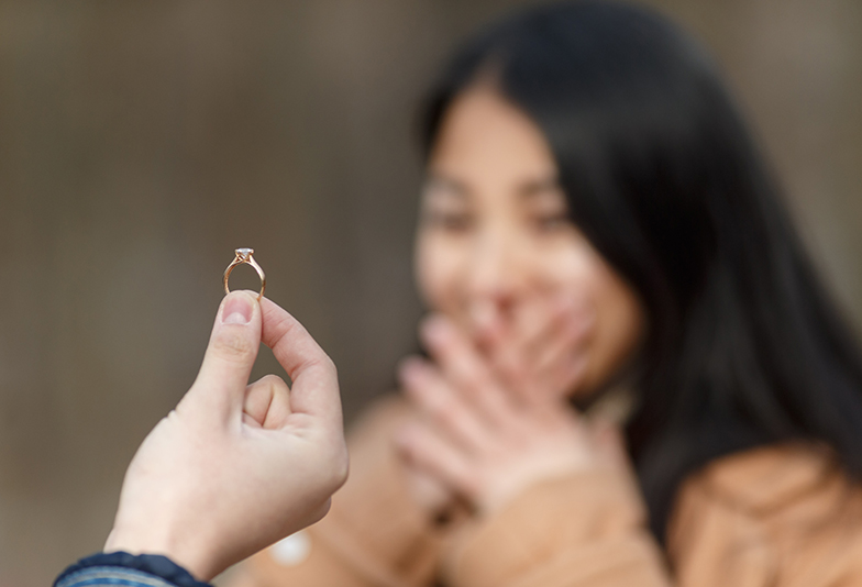 【静岡市】婚約指輪選びでおすすめ！彼女を満足させるポイントは